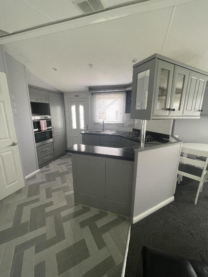 The Winchester Chalet By Sasco Blackpool Exterior foto